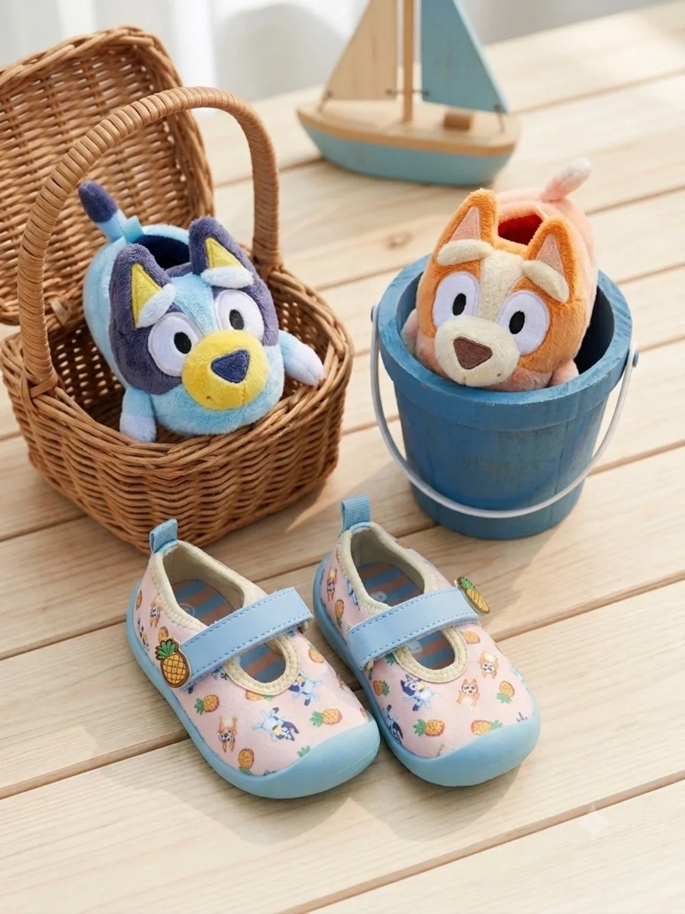 Bluey slippers and shoes size 5/6 toddler